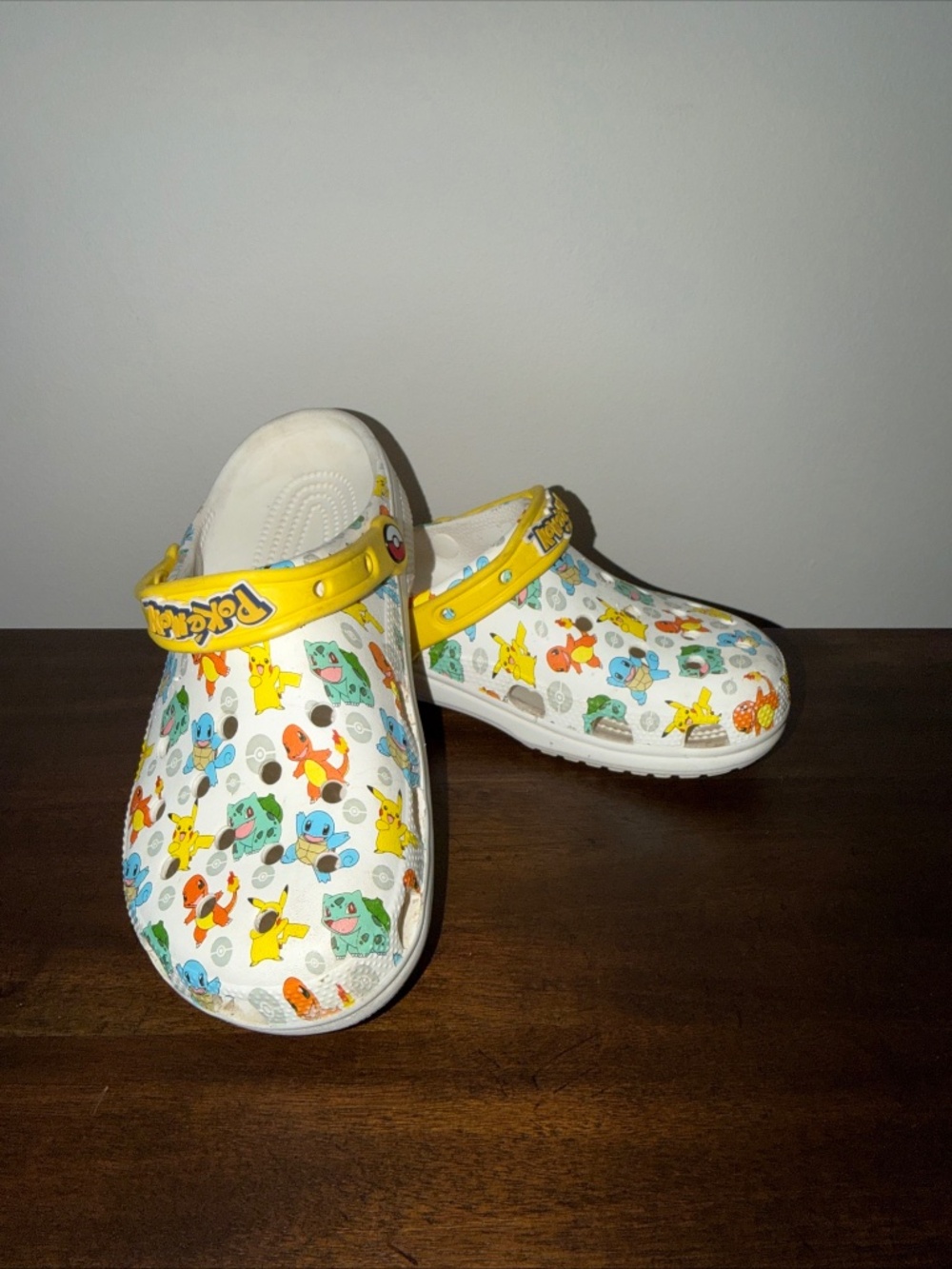 RARE Crocs x Pokemon 2 Classic Clog Pikachu Squirtle Charmander M7 W9